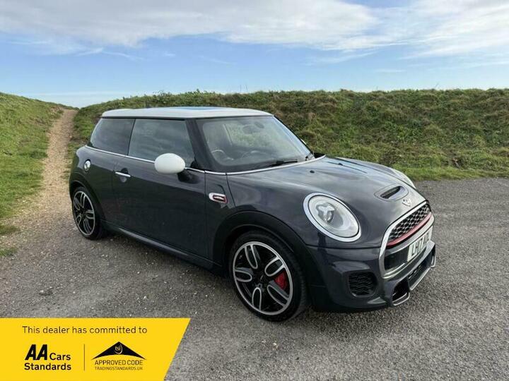 MINI Hatch 2.0 John Cooper Works Auto Euro 6 (s/s) 3dr