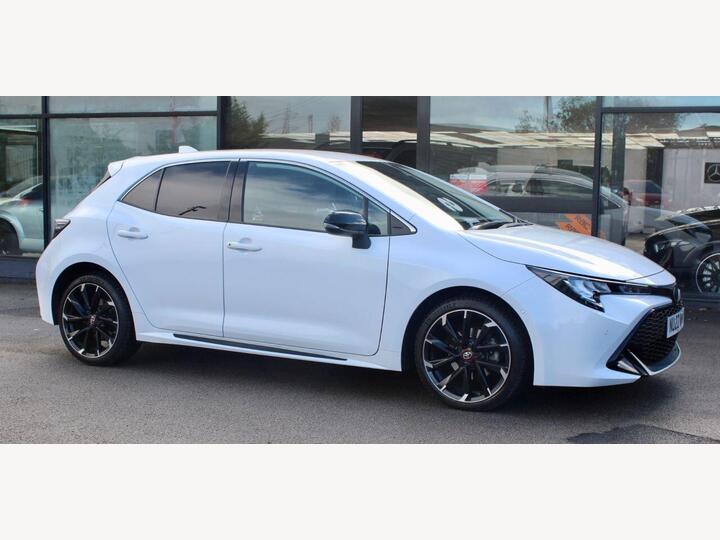 Toyota COROLLA 1.8 VVT-h GR SPORT CVT Euro 6 (s/s) 5dr Toyota COROLLA 1.8 VVT-h GR SPORT CVT Euro 6 (s/s) 5dr