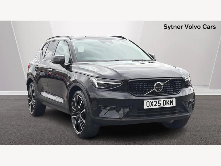 Volvo XC40 2.0 B3 MHEV Ultra Dark DCT Auto Euro 6 (s/s) 5dr