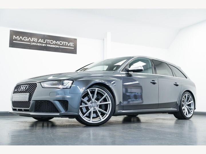 Audi RS4 Avant 4.2 FSI V8 S Tronic Quattro Euro 5 5dr Audi RS4 Avant 4.2 FSI V8 S Tronic Quattro Euro 5 5dr