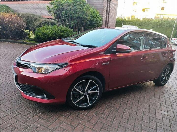 Toyota Auris 1.8 VVT-h Design CVT Euro 6 (s/s) 5dr