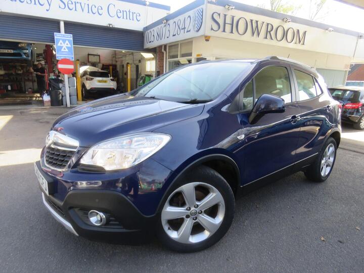 Vauxhall Mokka 1.6 Exclusiv 2WD Euro 5 (s/s) 5dr Vauxhall Mokka 1.6 Exclusiv 2WD Euro 5 (s/s) 5dr