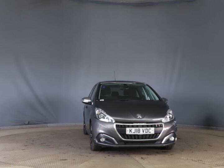 Peugeot 208 1.2 PureTech Allure Premium Euro 6 (s/s) 5dr Peugeot 208 1.2 PureTech Allure Premium Euro 6 (s/s) 5dr