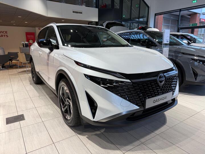 Nissan QASHQAI 1.3 DIG-T MHEV N-Connecta Euro 6 (s/s) 5dr