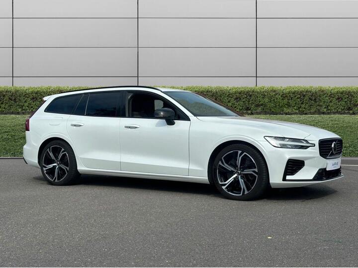 Volvo V60 2.0h T6 Recharge 18.8kWh Plus Dark Auto AWD Euro 6 (s/s) 5dr