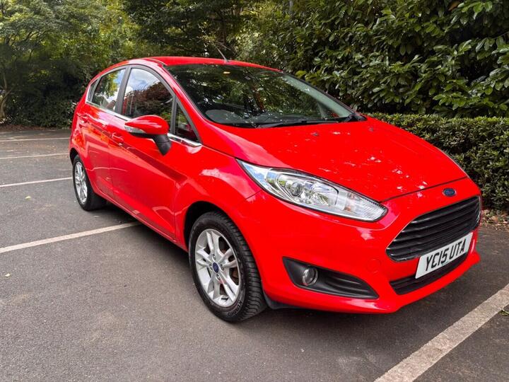 Ford FIESTA 1.0 Zetec Euro 5 (s/s) 5dr