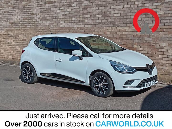 Renault CLIO 0.9 TCe Play Euro 6 (s/s) 5dr Renault CLIO 0.9 TCe Play Euro 6 (s/s) 5dr