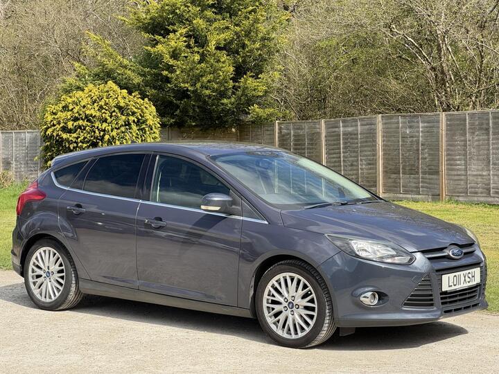 Ford Focus 1.6 Zetec Euro 5 5dr