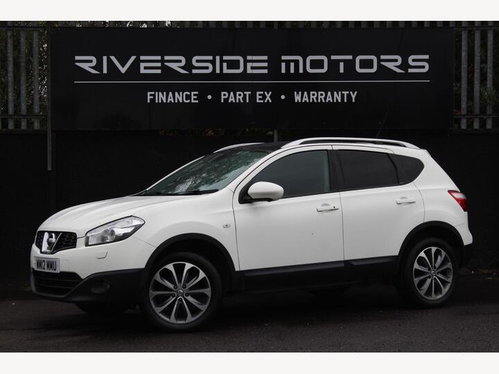 Nissan Qashqai 1.6 DCi Tekna 2WD Euro 5 5dr (AVM) Nissan Qashqai 1.6 DCi Tekna 2WD Euro 5 5dr (AVM)