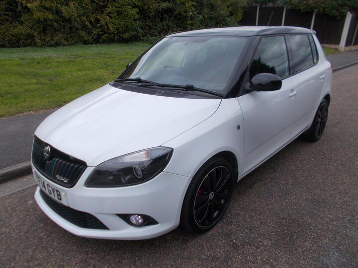 Skoda Fabia 1.4 TSI VRS S2000 DSG Euro 5 5dr
