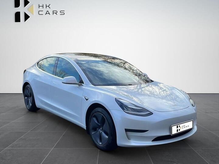 Tesla Model 3 (Dual Motor) Long Range Auto 4WDE 4dr Tesla Model 3 (Dual Motor) Long Range Auto 4WDE 4dr