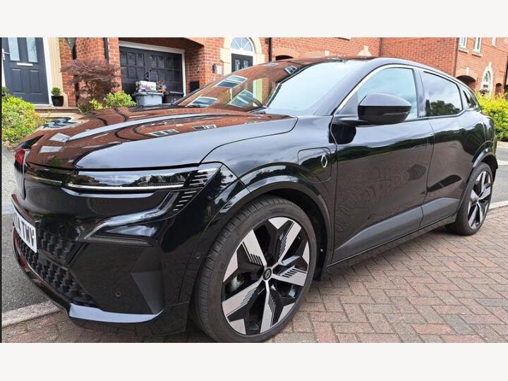 Renault Megane E-Tech Comfort Range 60kWh Techno Auto 5dr (22kW Charger)