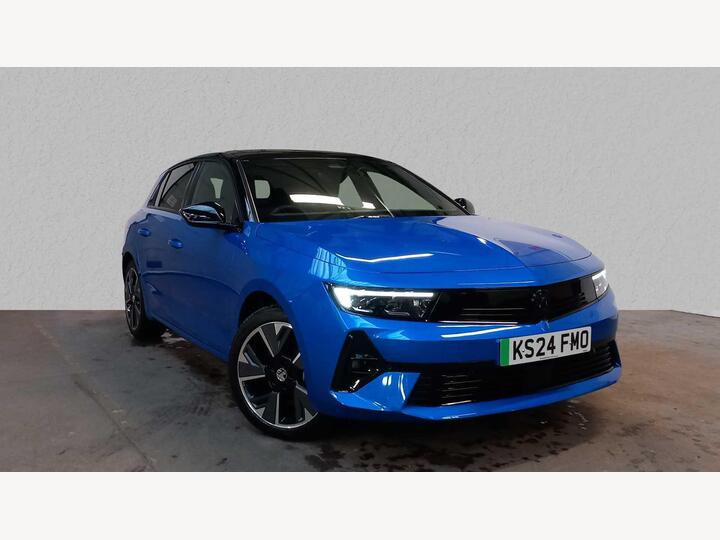 Vauxhall Astra 54kWh Ultimate Auto 5dr Vauxhall Astra 54kWh Ultimate Auto 5dr
