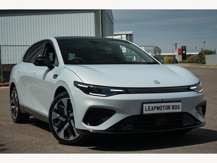 Leapmotor B05 67.1kWh Auto 5dr