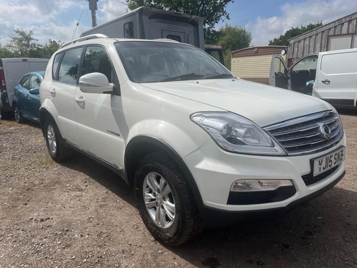 SsangYong Rexton 2.0 E-XDi SX 4WD Euro 5 5dr SsangYong Rexton 2.0 E-XDi SX 4WD Euro 5 5dr