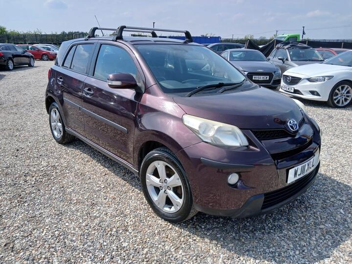 Toyota Urban Cruiser 1.4 D-4D 4WD Euro 5 5dr Toyota Urban Cruiser 1.4 D-4D 4WD Euro 5 5dr