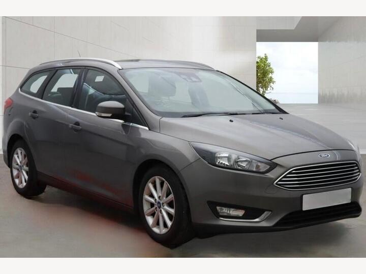 Ford Focus 1.6 Titanium Powershift Euro 6 5dr