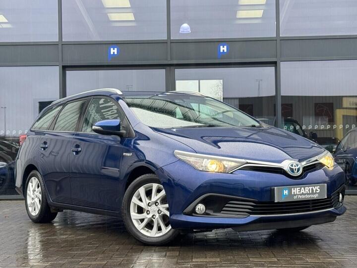 Toyota AURIS 1.8 VVT-h Icon Tech Touring Sports CVT Euro 6 (s/s) 5dr