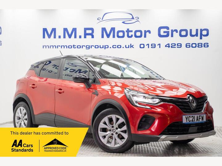 Renault Captur 1.3 TCe Iconic Euro 6 (s/s) 5dr Renault Captur 1.3 TCe Iconic Euro 6 (s/s) 5dr