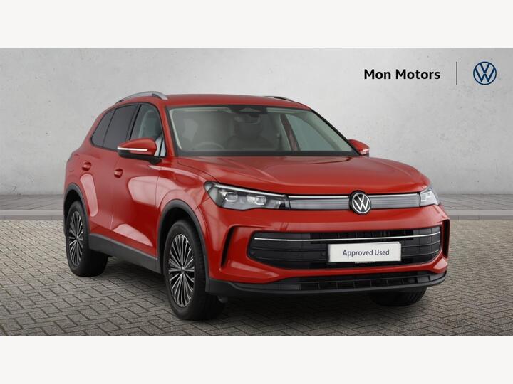 Volkswagen Tiguan 2.0 TDI Match DSG Euro 6 (s/s) 5dr