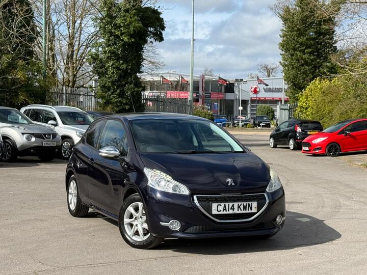 Peugeot 208 1.2 VTi Style Euro 5 3dr