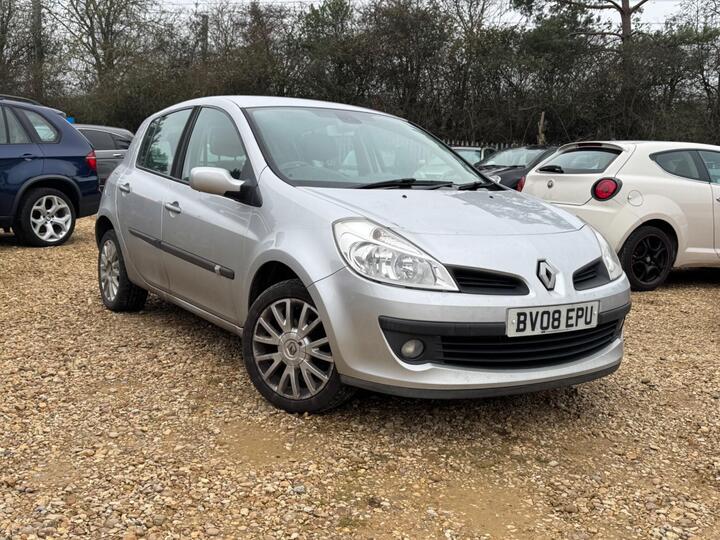 Renault Clio 1.5 DCi Dynamique 5dr