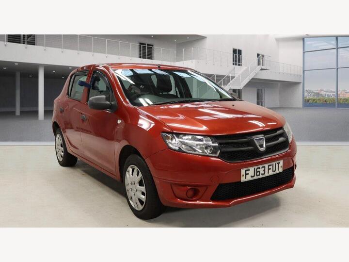 Dacia Sandero 1.5 DCi Ambiance Euro 5 5dr Dacia Sandero 1.5 DCi Ambiance Euro 5 5dr