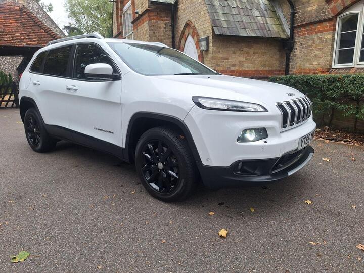 Jeep Cherokee 2.2 MultiJetII Limited Auto 4WD Euro 6 (s/s) 5dr Jeep Cherokee 2.2 MultiJetII Limited Auto 4WD Euro 6 (s/s) 5dr