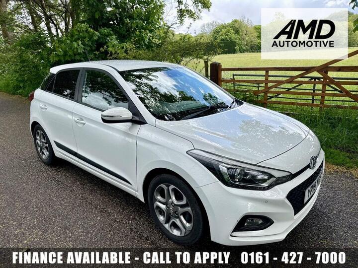 Hyundai I20 1.2 Premium Nav Euro 6 (s/s) 5dr Hyundai I20 1.2 Premium Nav Euro 6 (s/s) 5dr