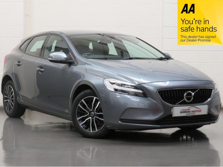 Volvo V40 2.0 T2 GPF Momentum Nav Plus Euro 6 (s/s) 5dr