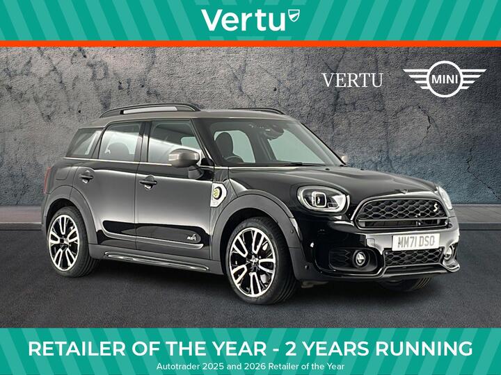 MINI Countryman 1.5 10kWh Cooper SE Shadow Edition Auto ALL4 Euro 6 (s/s) 5dr