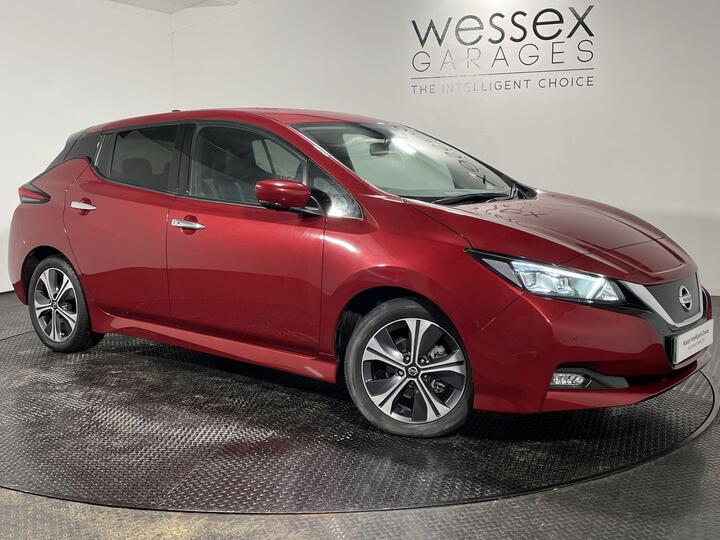 Nissan LEAF 40kWh Tekna Auto 5dr Nissan LEAF 40kWh Tekna Auto 5dr