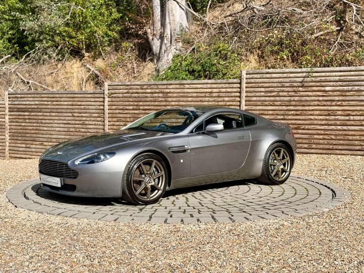 Aston Martin VANTAGE 4.3 V8 Euro 4 2dr