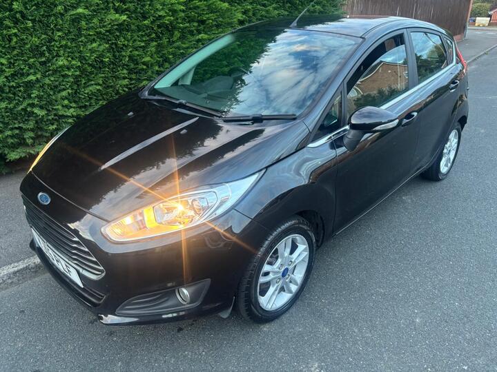 Ford Fiesta 1.0T EcoBoost Zetec Euro 5 (s/s) 5dr
