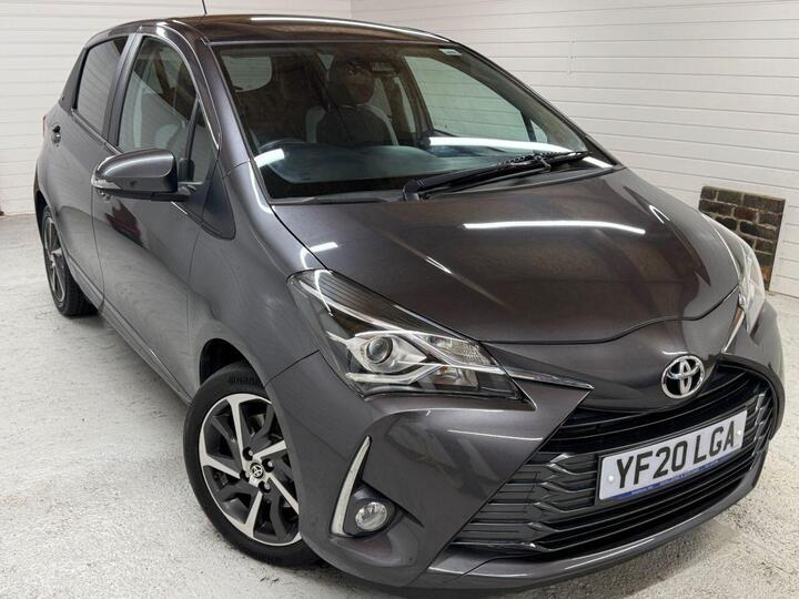 Toyota YARIS 1.5 VVT-i Y20 Bi-tone Euro 6 5dr