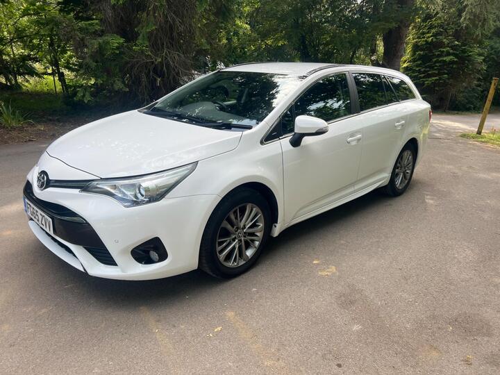 Toyota Avensis 1.8 V-Matic Business Edition Touring Sports CVT Euro 6 5dr Toyota Avensis 1.8 V-Matic Business Edition Touring Sports CVT Euro 6 5dr