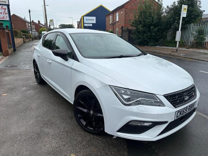 SEAT Leon 1.5 TSI EVO FR Black Edition Euro 6 (s/s) 5dr