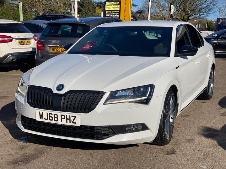 Skoda Superb 1.4 TSI ACT SportLine DSG Euro 6 (s/s) 5dr Skoda Superb 1.4 TSI ACT SportLine DSG Euro 6 (s/s) 5dr