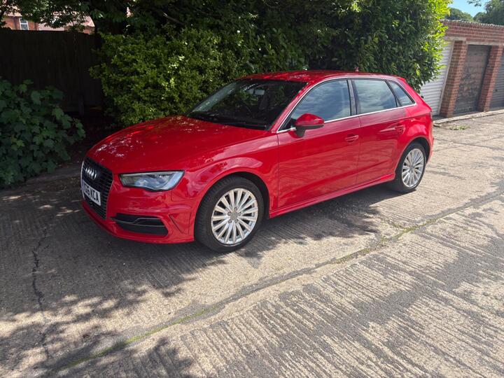 Audi A3 1.4 TFSI E-tron Sportback E-S Tronic Euro 6 5dr 8.8kWh