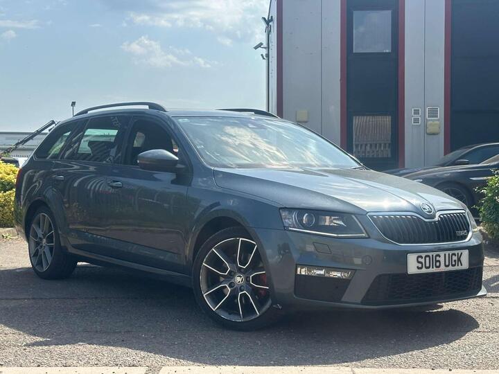 Skoda OCTAVIA 2.0 TDI VRS DSG Euro 6 (s/s) 5dr (SNav) Skoda OCTAVIA 2.0 TDI VRS DSG Euro 6 (s/s) 5dr (SNav)