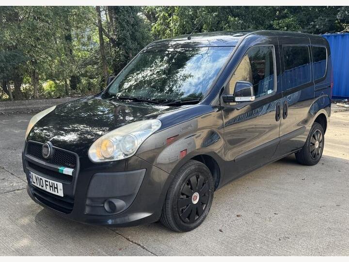 Fiat Doblo 1.6 MultiJet 16v Dynamic Estate 5dr Diesel Manual (138 G/km, 105 Bhp)