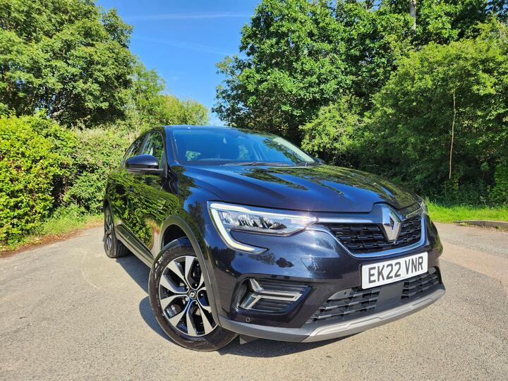 Renault Arkana 1.6 E-TECH Iconic Auto 2WD Euro 6 (s/s) 5dr