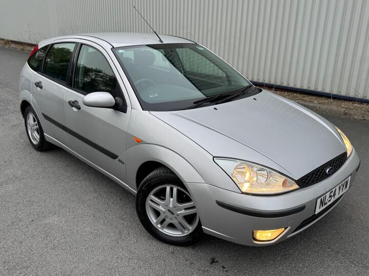 Ford Focus 1.6i 16v Zetec 5dr