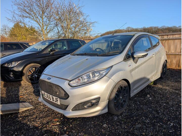 Ford Fiesta 1.0T EcoBoost ST-Line Euro 6 (s/s) 3dr