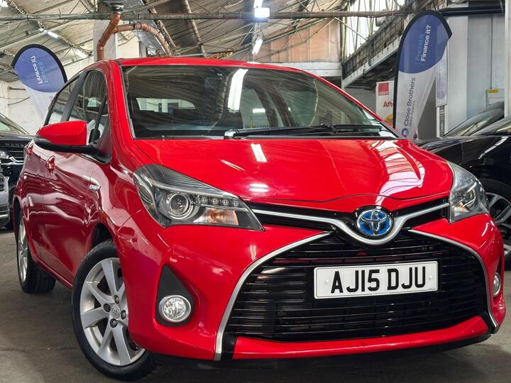 Toyota Yaris 1.5 VVT-h Excel E-CVT Euro 6 5dr (15in Alloy)