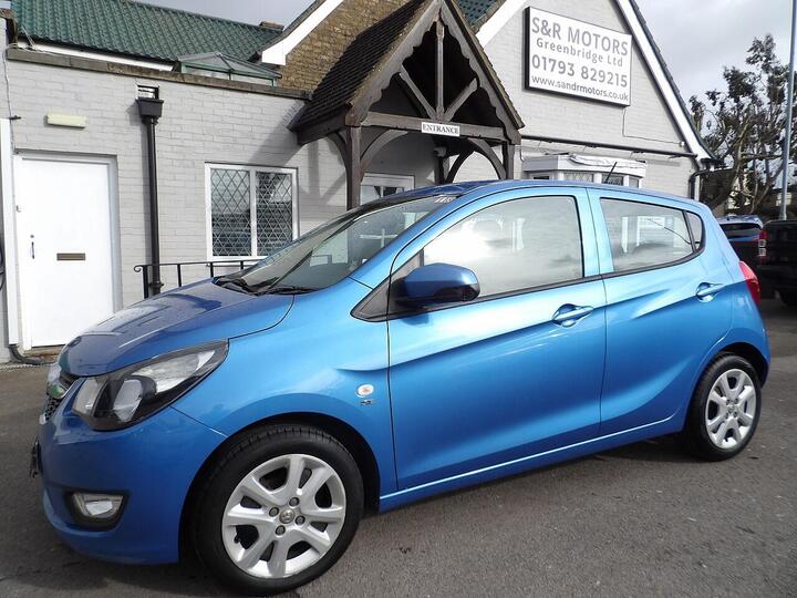 Vauxhall Viva 1.0i SE Euro 6 5dr (a/c) Vauxhall Viva 1.0i SE Euro 6 5dr (a/c)