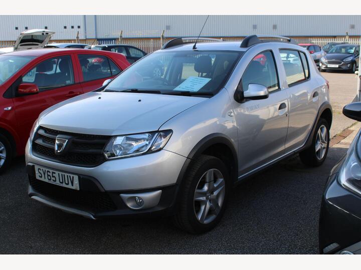 Dacia Sandero Stepway 1.5 DCi Ambiance Euro 6 (s/s) 5dr Dacia Sandero Stepway 1.5 DCi Ambiance Euro 6 (s/s) 5dr