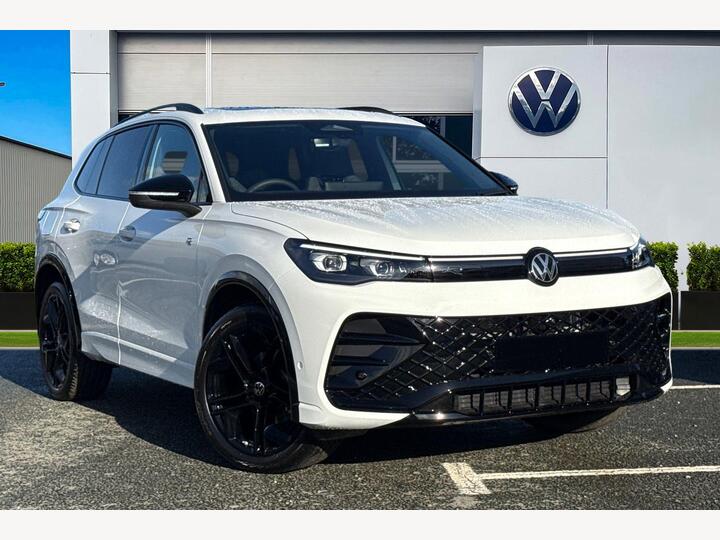 Volkswagen Tiguan 1.5 ETSI MHEV Black Edition DSG Euro 6 (s/s) 5dr