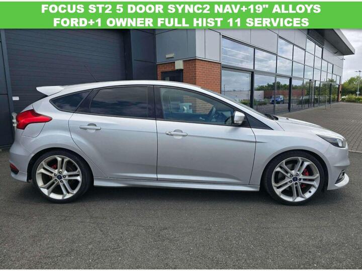 Ford FOCUS 2.0T EcoBoost ST-2 Euro 6 (s/s) 5dr