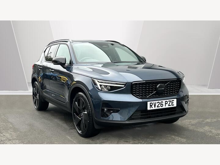 Volvo XC40 2.0 B4 MHEV Plus Black Edition DCT Auto Euro 6 (s/s) 5dr